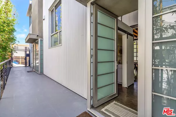 Venice (los Angeles), CA 90291,25 Brooks Avenue #2