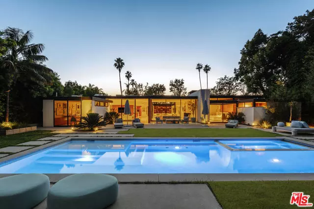 570 Evelyn Place, Beverly Hills, CA 90210