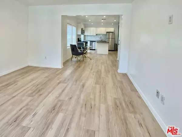 West Hollywood, CA 90046,933 N Fairfax Avenue #1