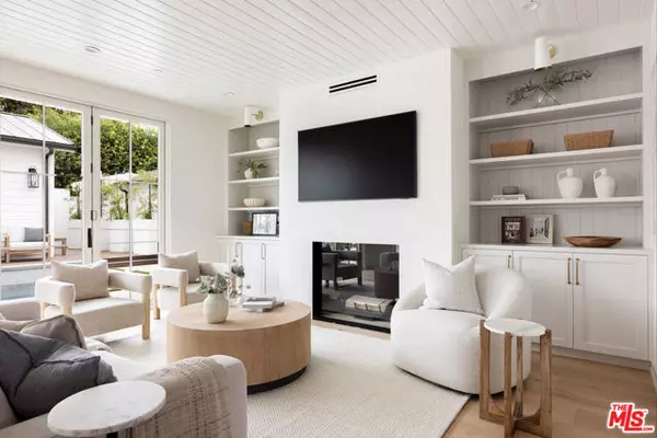 Los Angeles, CA 90045,8363 Stewart Avenue