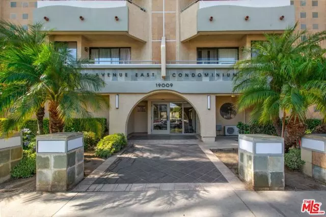 19009 Sherman Way #2, Reseda (los Angeles), CA 91335