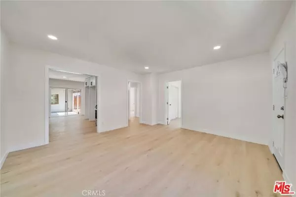 Upland, CA 91786,338 S 3rd Avenue