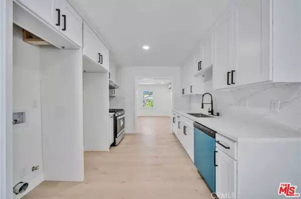 Upland, CA 91786,338 S 3rd Avenue