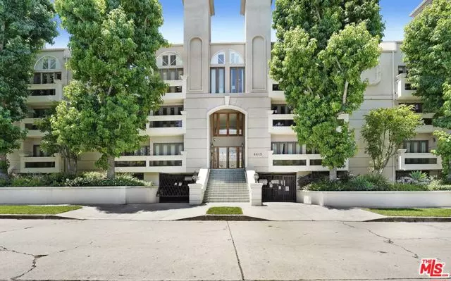 4415 Saugus Avenue #209, Sherman Oaks, CA 91403