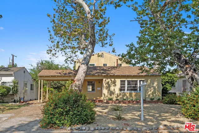 North Hollywood (los Angeles), CA 91606,6117 Simpson Avenue