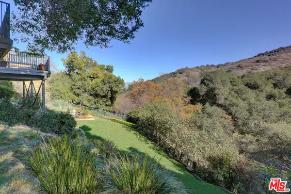 Sherman Oaks, CA 91423,3636 Camino De La Cumbre