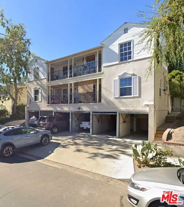 611 Midvale Avenue #611, Los Angeles, CA 90024