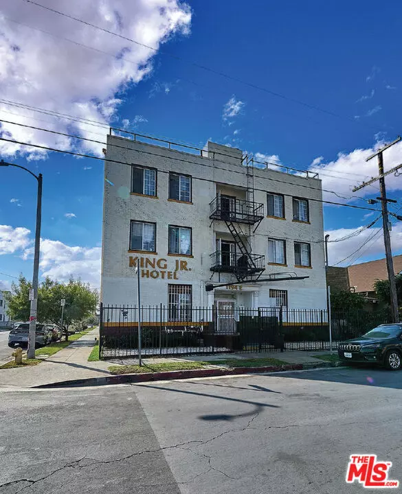 Los Angeles, CA 90011,1194 E 35th Street