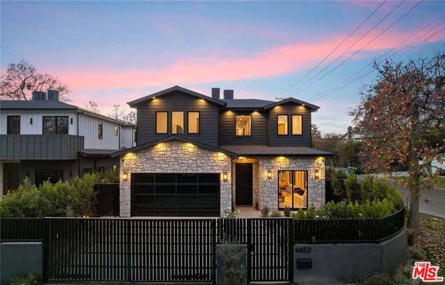 Valley Village, CA 91607,4453 Gentry Avenue