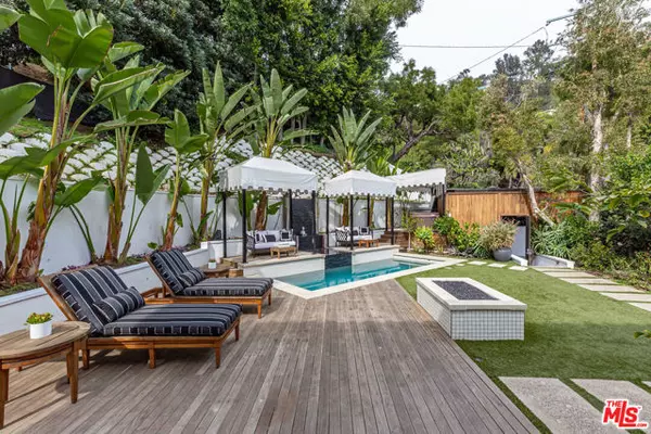 West Hollywood, CA 90069,1467 N Kings Road