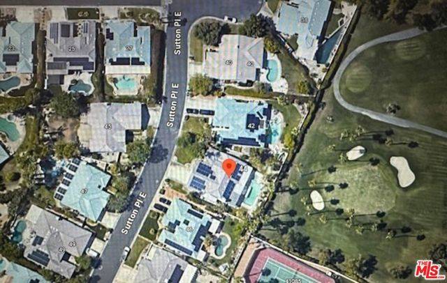 44 E Sutton Place, Palm Desert, CA 92211