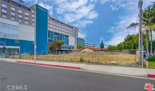 Buena Park, CA 90621,7911 Orangethorpe Avenue