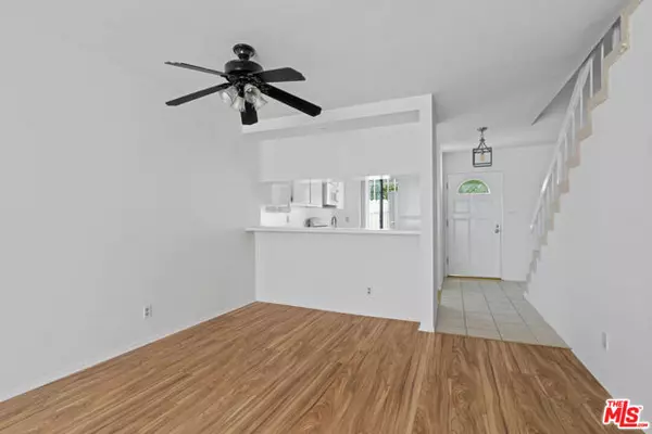 Los Angeles, CA 90066,4125 Inglewood Boulevard #10