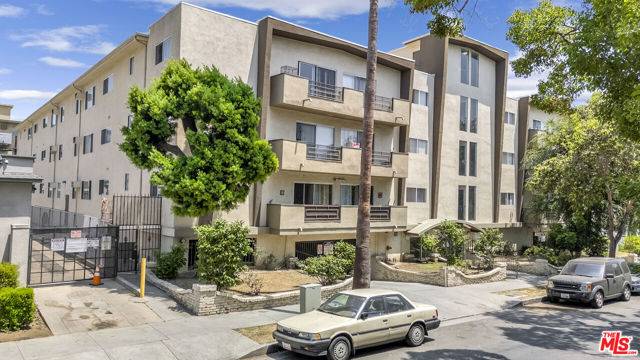 1536 N Serrano Avenue, Los Angeles, CA 90027