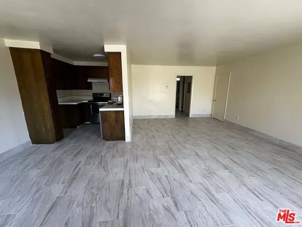 Torrance, CA 90503,3422 Maricopa Street #109