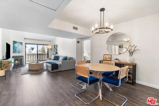 8162 Manitoba Street #303, Playa Del Rey (los Angeles), CA 90293