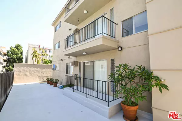 Los Angeles, CA 90024,406 Veteran Avenue