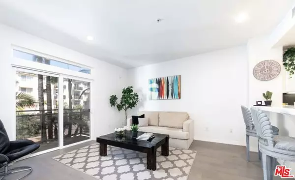 13200 Pacific #219, Los Angeles, CA 90094