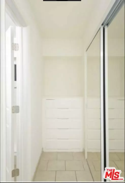 West Hollywood, CA 90046,1261 N Laurel Avenue #21