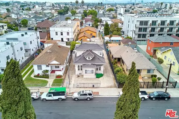 Los Angeles, CA 90006,1147 S Mariposa Avenue