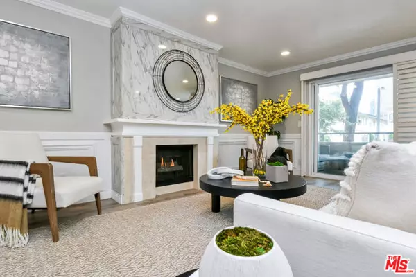 Beverly Hills, CA 90211,225 S Tower Drive #101