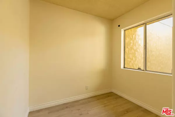 Santa Monica, CA 90403,1033 6TH Street #308