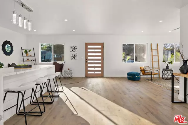 5928 Tobias Avenue, Sherman Oaks, CA 91411