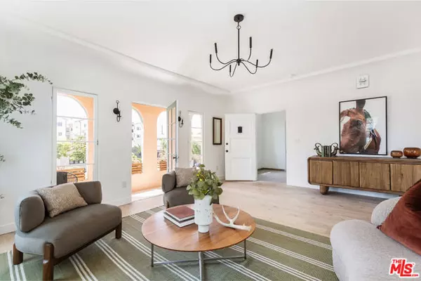 Los Angeles, CA 90035,1574 S Hayworth Avenue