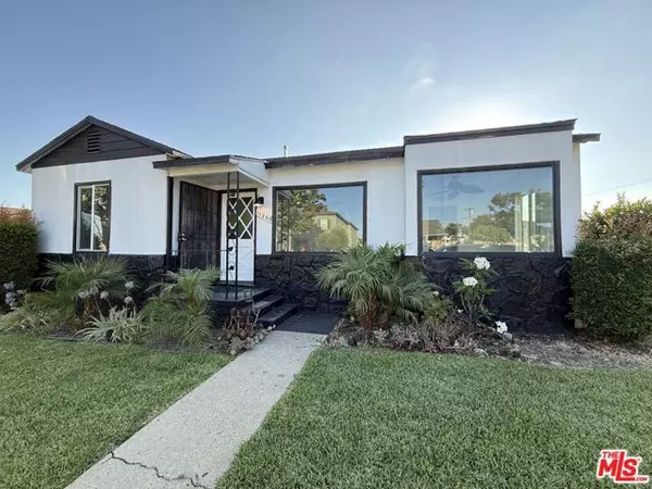 11003 Ruthelen Street, Los Angeles, CA 90047