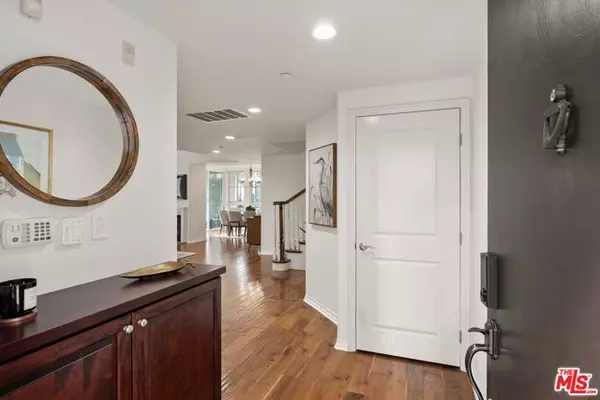 Los Angeles, CA 90094,13031 Villosa Place #115