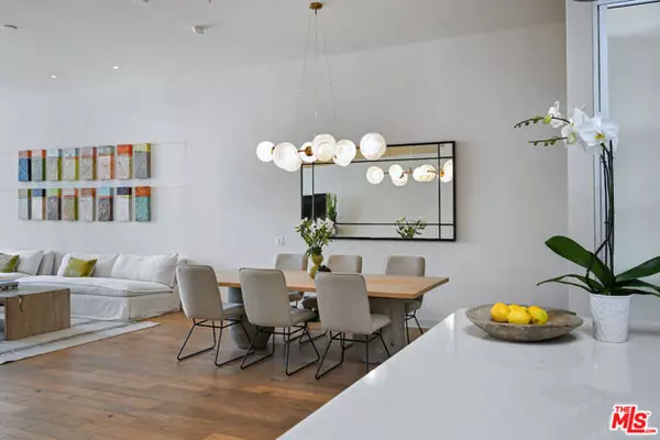 Marina Del Rey, CA 90292,4080 Glencoe Avenue #312
