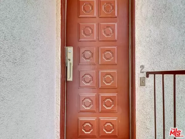 Malibu, CA 90265,18111 Coastline Drive #2