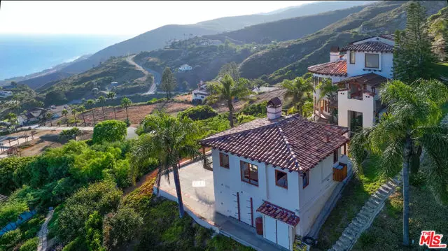 Malibu, CA 90265,4240 Avenida De La Encinal