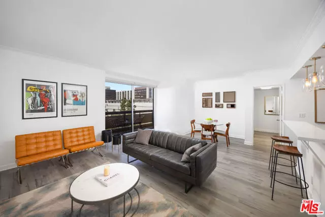 Los Angeles, CA 90048,321 S San Vicente Boulevard #708