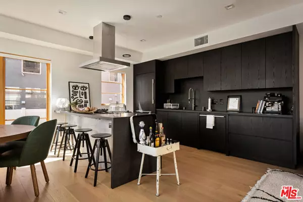 1033 N Vista Street #D, West Hollywood, CA 90046