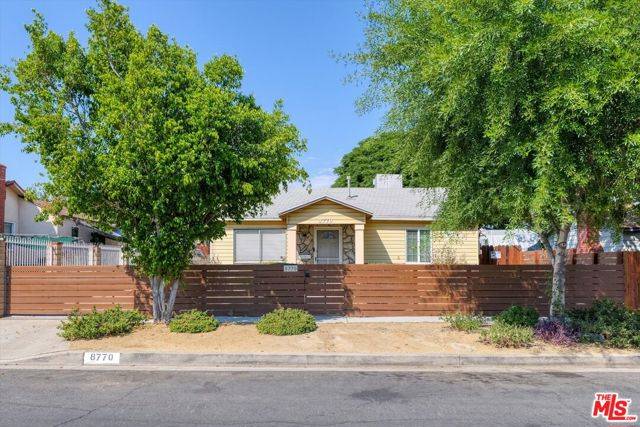 Sun Valley (los Angeles), CA 91352,8770 Norris Avenue