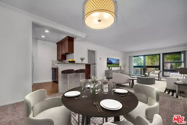 Playa Del Rey (los Angeles), CA 90293,7740 Redlands Street #M3075