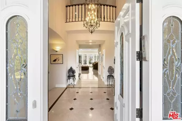 Tarzana (los Angeles), CA 91356,5086 Avenida Hacienda