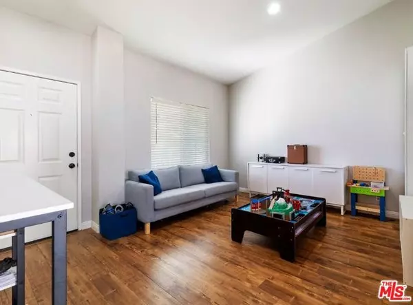 Rosamond, CA 93560,2156 Knollwood Court