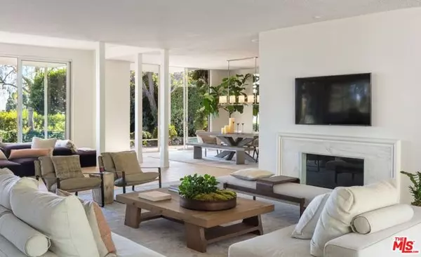 Beverly Hills, CA 90210,510 Stonewood Drive