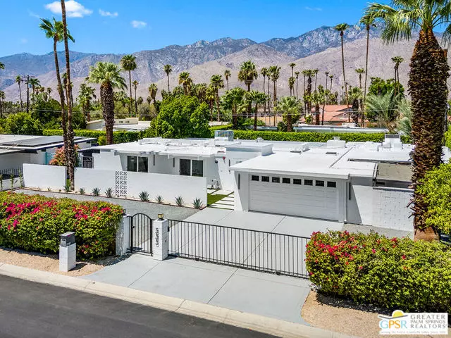 Palm Springs, CA 92264,555 S Roxbury Drive