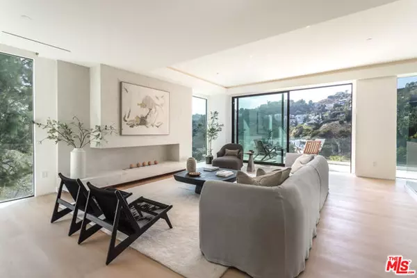 1943 Sunset Plaza Drive, Los Angeles, CA 90069