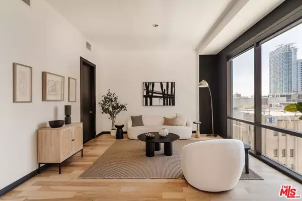 Los Angeles, CA 90017,655 S Hope Street #1105