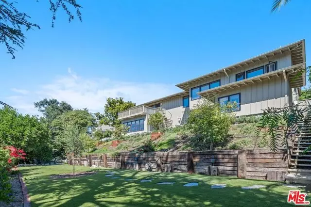 13201 Cheltenham Drive, Sherman Oaks, CA 91423