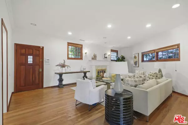 Studio City (los Angeles), CA 91604,11579 Sunshine Terrace