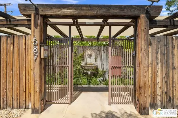 Palm Springs, CA 92264,587 S Calle Ajo