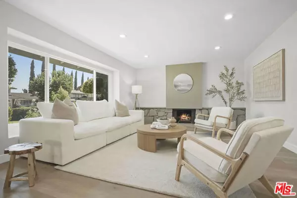 Porter Ranch (los Angeles), CA 91326,19009 Celtic Street