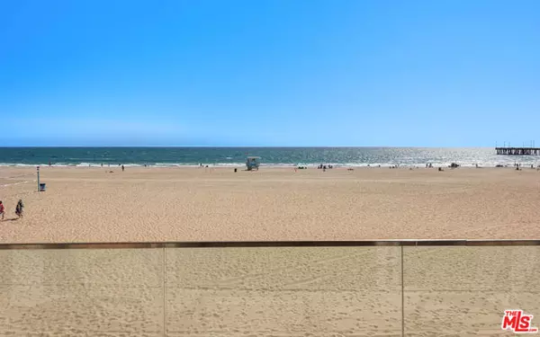 Marina Del Rey, CA 90292,1 Driftwood Street #3