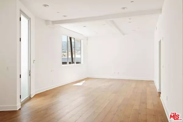 West Hollywood, CA 90048,616 N Croft Avenue #6