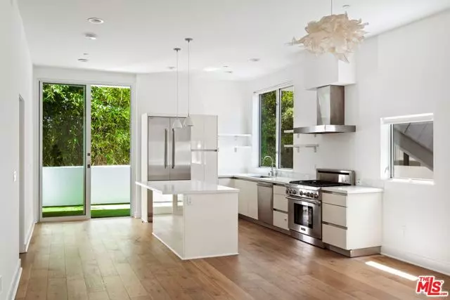 616 N Croft Avenue #6, West Hollywood, CA 90048